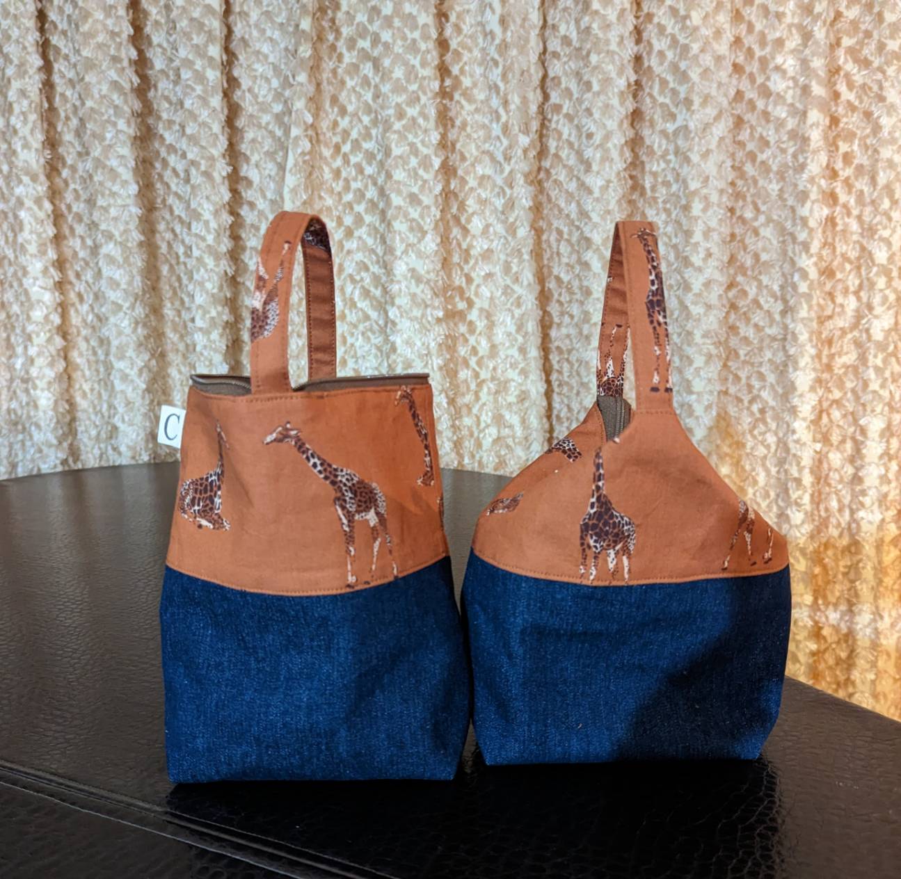 Wrist Bag - Zibra