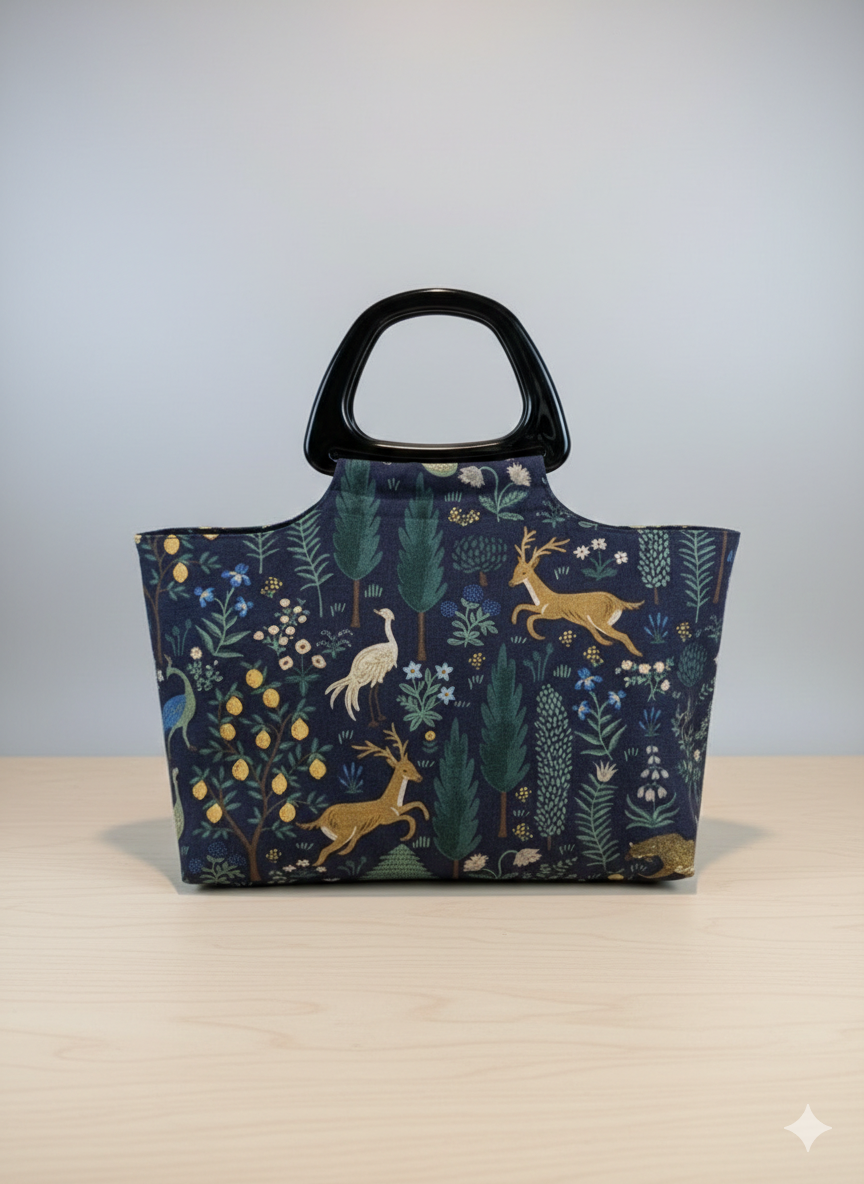 Resin Handle Bag - Nature's Menagerie