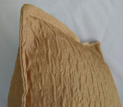 Vintage Rodolf Jacquard Golden Shimmer Cushion Cover