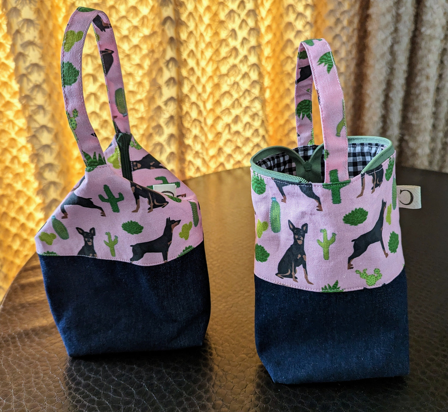 Wrist Bag - Miniature Pinscher