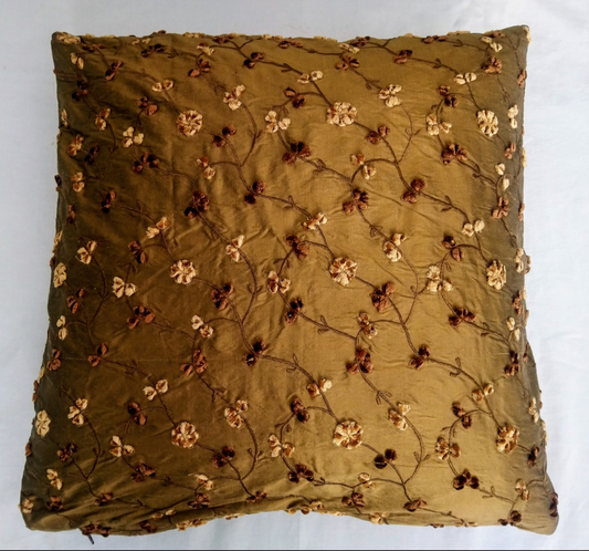 Da Vinci's Giardino Floral Embroidered Silk Cushion Cover